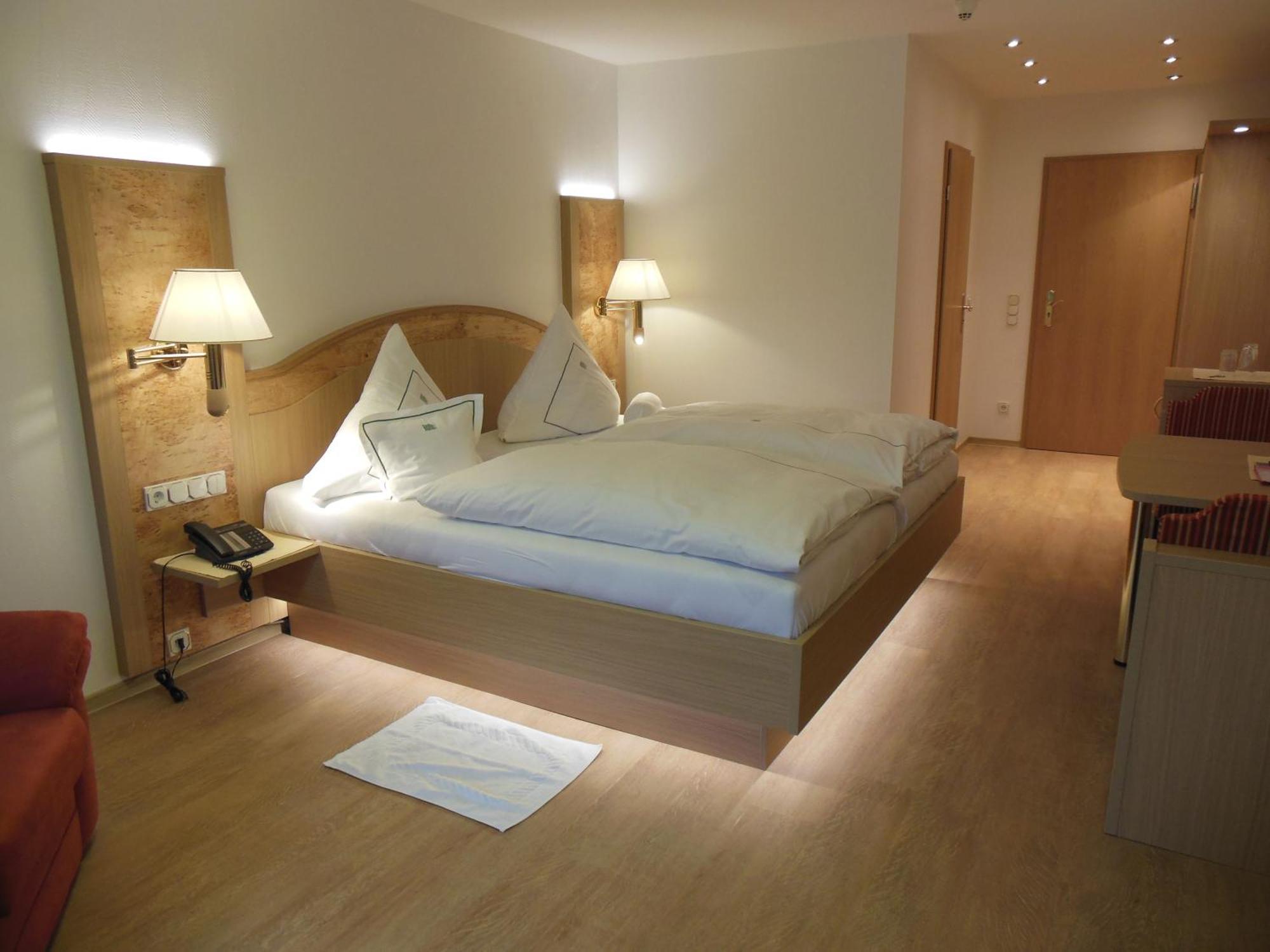 Hotel Muehlenthal Gmbh Schwalbach Eksteriør bilde